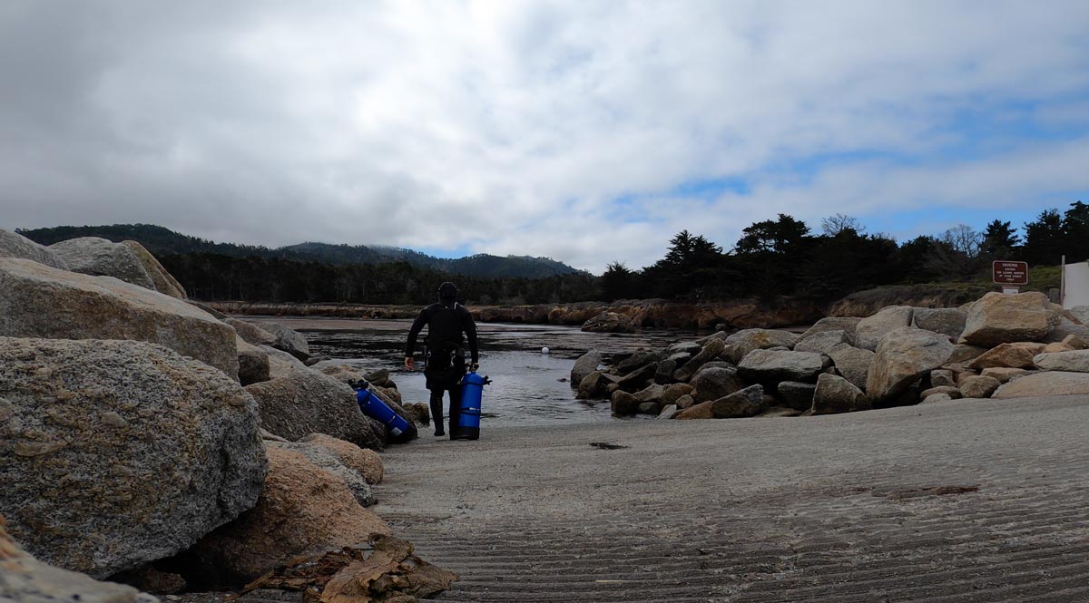 Sidemount equipment in point lobos california